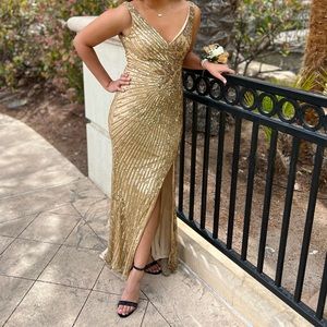 Mac Duggal formal dress